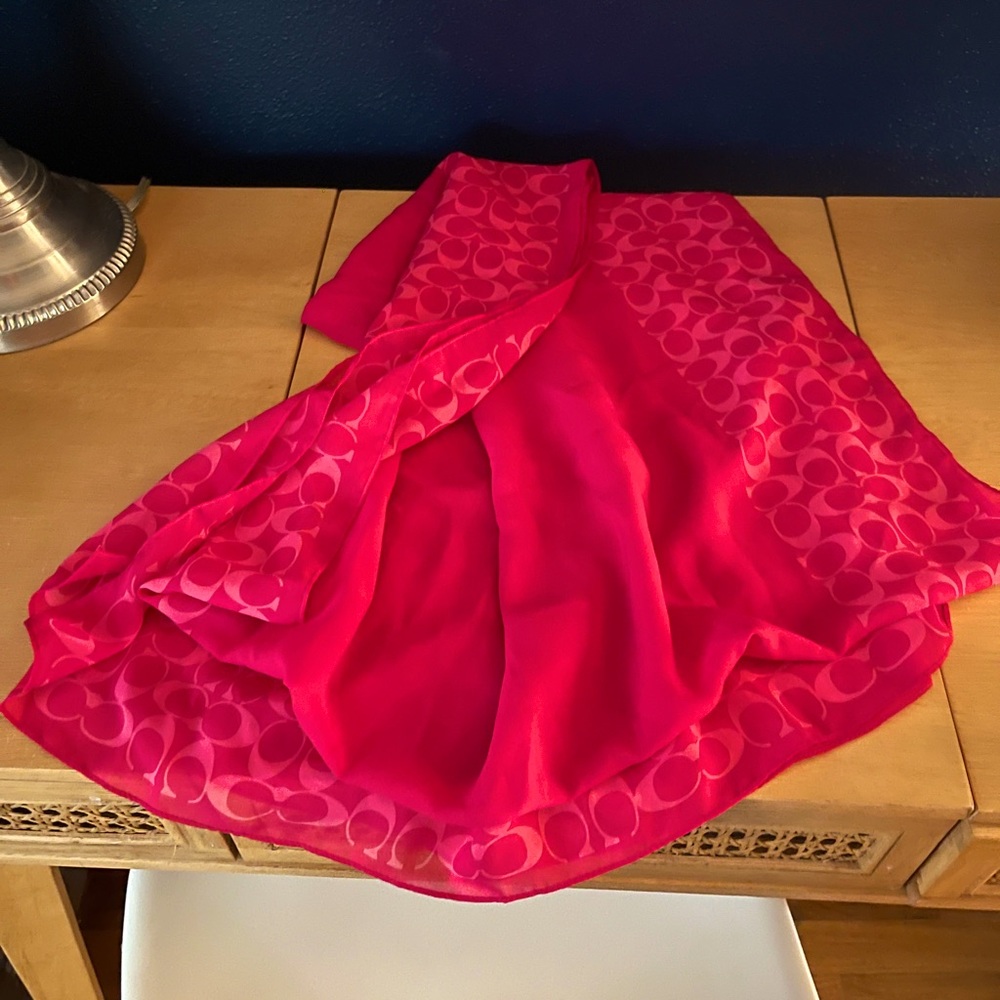 Fuchsia Coach scarf.